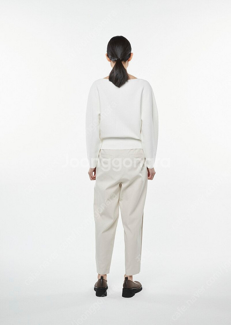 AMOMENTO 아모멘토 WHOLEGARMENT ROU...--2