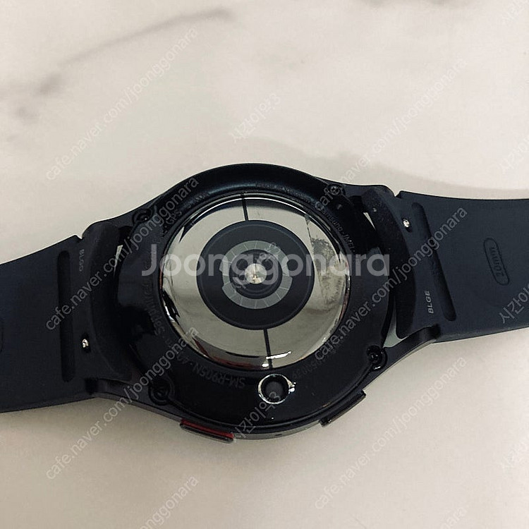 갤럭시 워치5 블랙 40MM 케이블포함 S급 8만원 판...--4