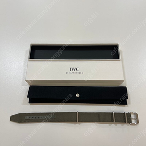 IWC 정품 나토스트랩 팝니다 마크18 착용 (카키)