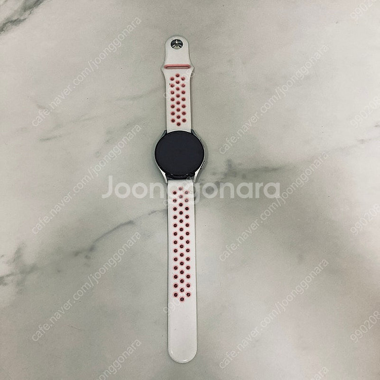 갤럭시 워치5 실버 40mm 케이블포함 6만5천원 판매...--0