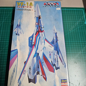 [마크로스] 1/72 VF-1A 발키리 엔젤버즈 한정판