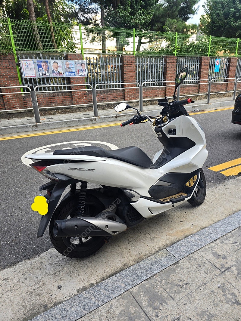 혼다 pcx125 20년식 팝니다--0