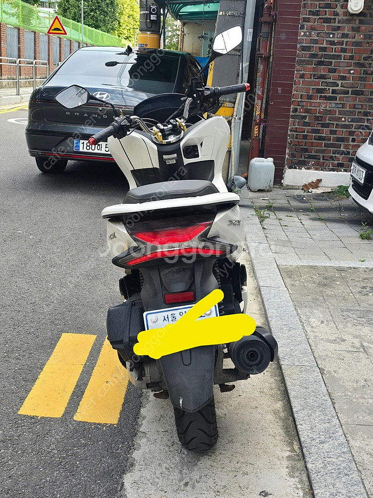 혼다 pcx125 20년식 팝니다--1
