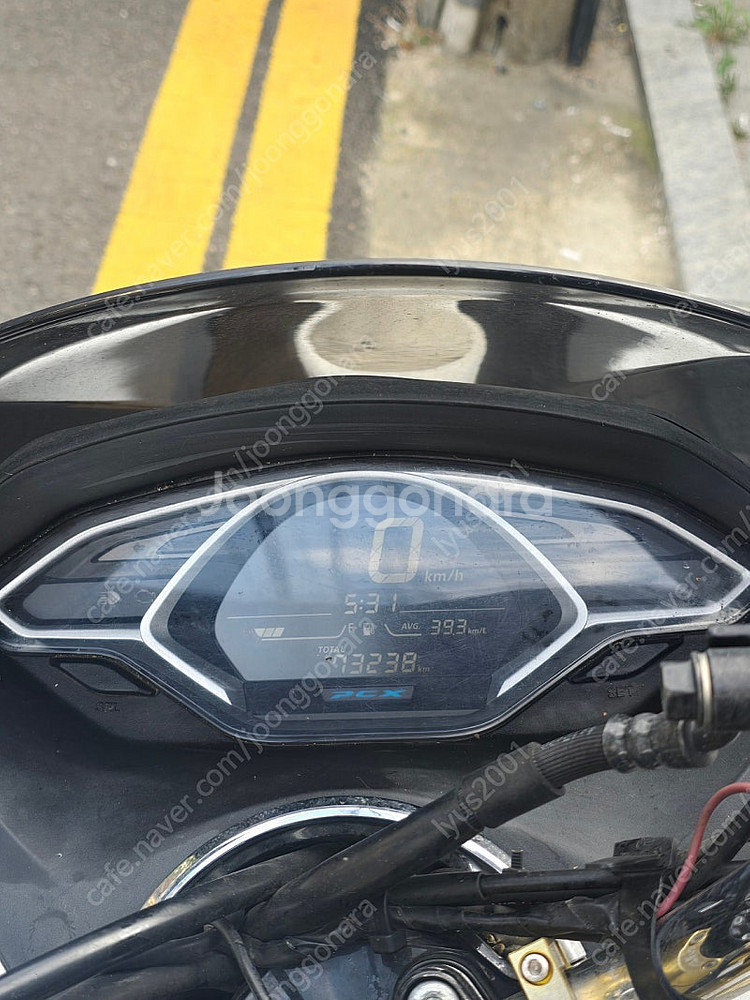 혼다 pcx125 20년식 팝니다--3