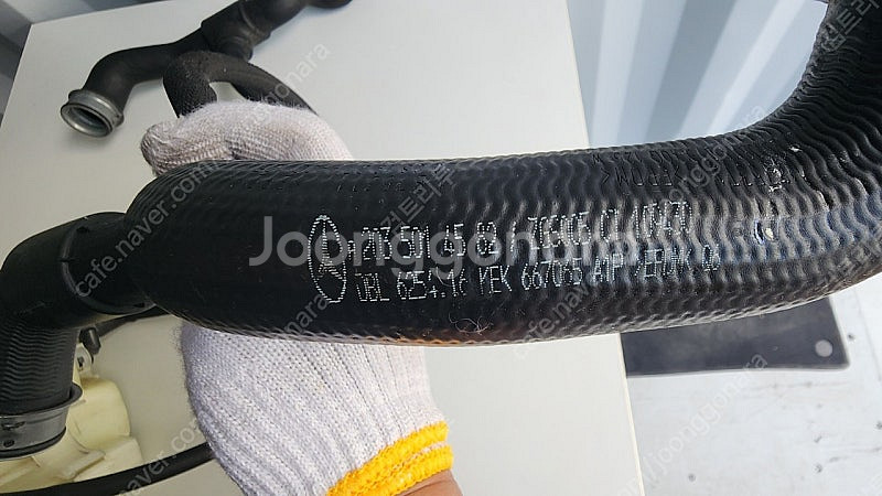 벤츠 w203 c230 라디에이터 호스 정품--2