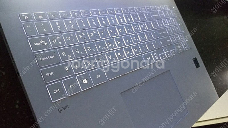 [판매]LG 17Z90P 고성능 i7 화이트 그램/17...--5