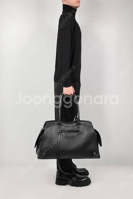 [L] 발렌시아가 네오 클래식 라지 핸드백 골프가방 여...--1