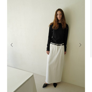 le17septembre CLAIRE STRAIGHT TWILL SKIRT 삽니다