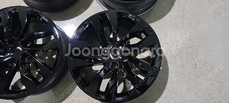 더뉴k5 유광블랙 18인치 순정휠 대품판매20만원--1