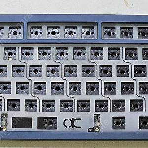 qk75 블루(네이비) 팝니다.