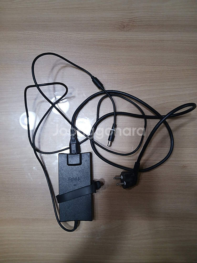 DELL 노트북 Inspiron 1440 팝니다.--3