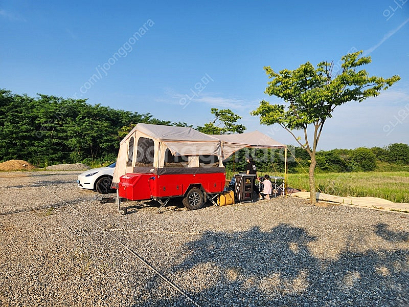 폴딩트레일러/텐트트레일러 캠핑용품포함 판매합니다--1
