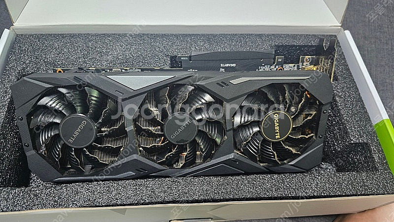 Rtx2070 super 기가바이트 3팬--1