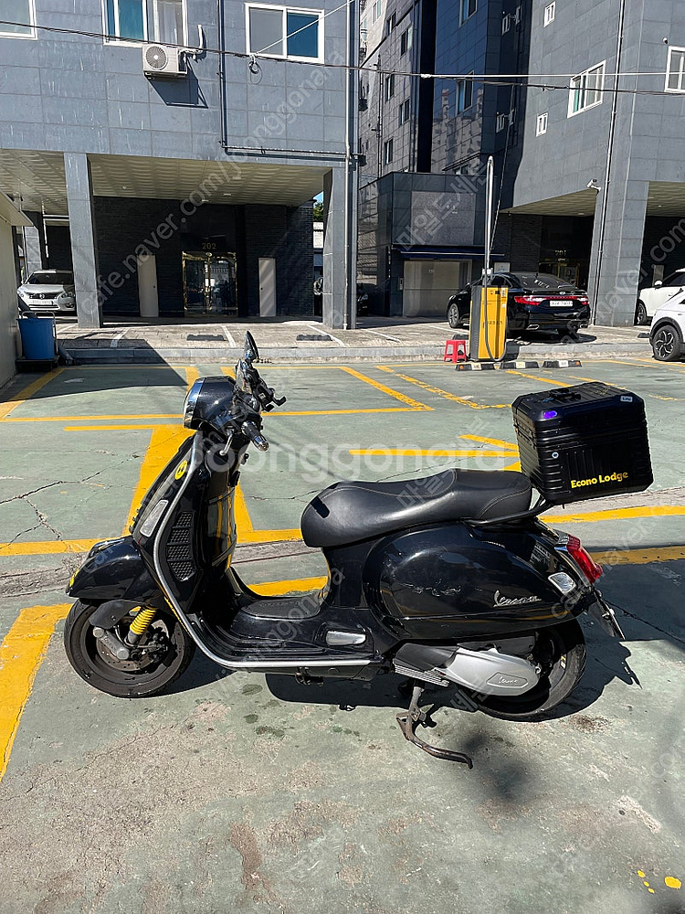 베스파 gts300 슈퍼테크--3