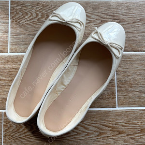 꺌랑 플랫 아이보리 250