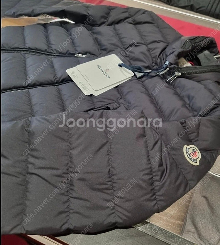 몽클레어 남성 경량 패딩 알피트--1