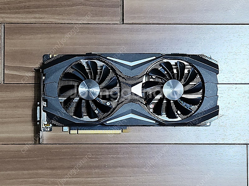 ZOTAC GTX 1070 8GB 그래픽 카드 팝니다.--1