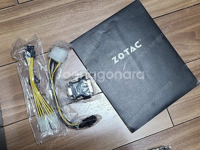 ZOTAC GTX 1070 8GB 그래픽 카드 팝니다.--7