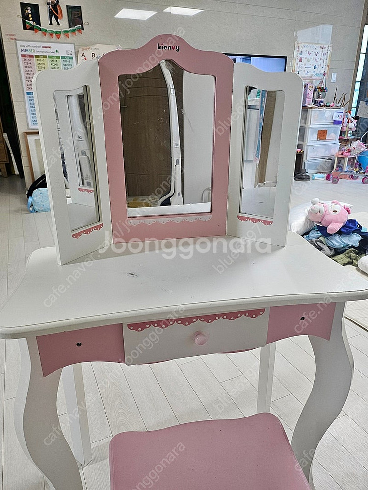 키앤비 원목 어린이 화장대 판매해요~--1