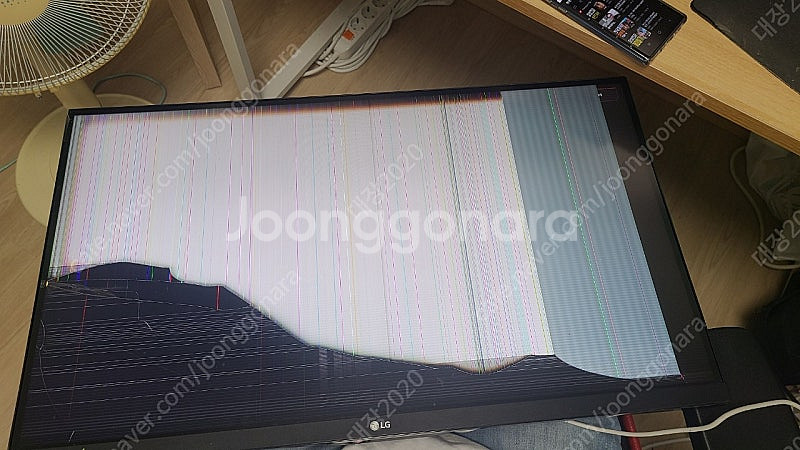 액정파손된 27gn750 부품용으로 팝니다--1