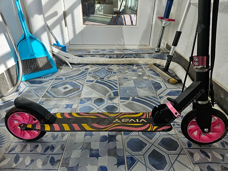 휠라키즈 타미힐피거키즈 책가방, 스카이콩콩,퀵보드--5