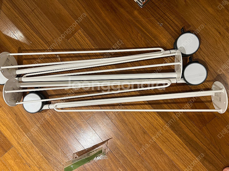 이케아 책상의자 바퀴 크릴레--0