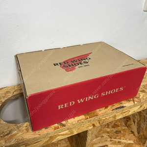 레드윙 8130 6인치 목토 블랙 5D 사이즈 구버전(각인) / Redwing 8130 6inch Moc Toe 5D size 판매합니다.