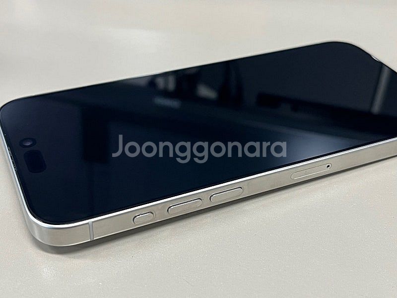 아이폰15 프로 맥스 256G 화이트 배터리100% 초...--6
