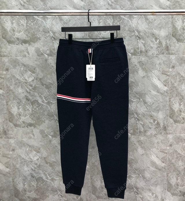 톰브라운 암밴드 남여공용 팬츠 조거팬츠 밴딩바지 트레이닝 하의 3칼라 이미지