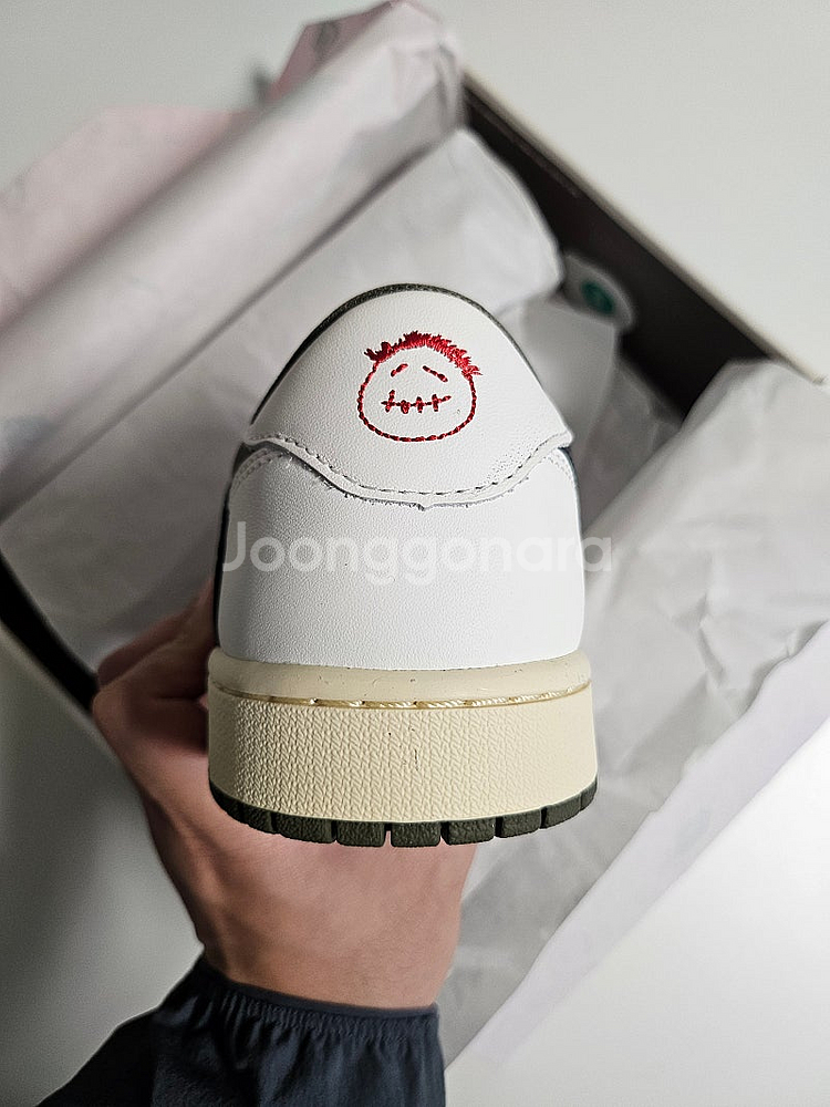 조던1 트래비스 스캇 레트로 로우 OG SP 275mm...--1