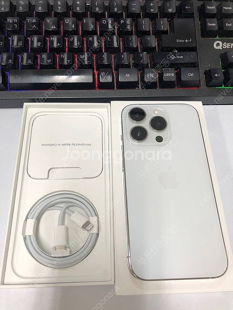 002006 아이폰14프로 화이트 A급 128GB 무잔...--0