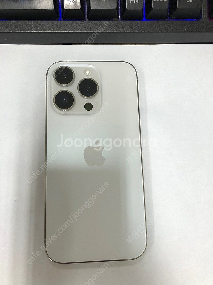 002006 아이폰14프로 화이트 A급 128GB 무잔...--2