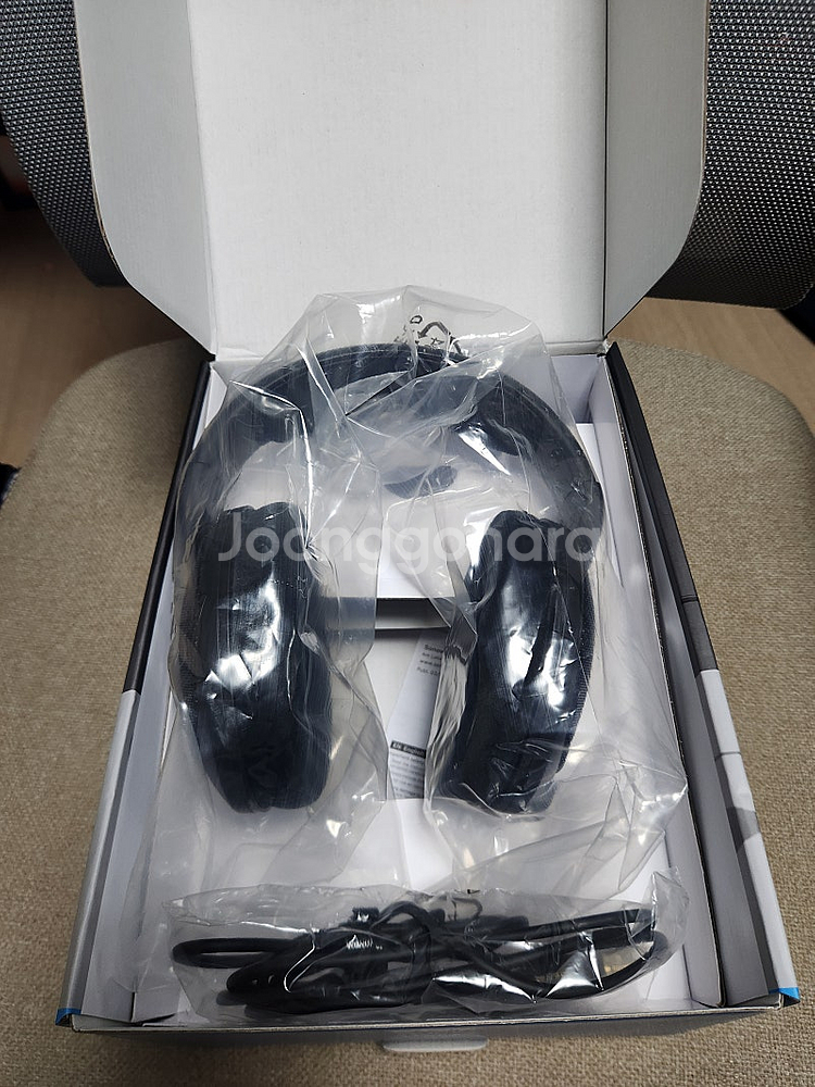 젠하이저 HD 560S 신동품--1