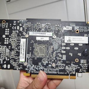 아수스z97pro+i5-4690k +pc3-12800u 8기가 두개+라데온 R9 270X ﻿