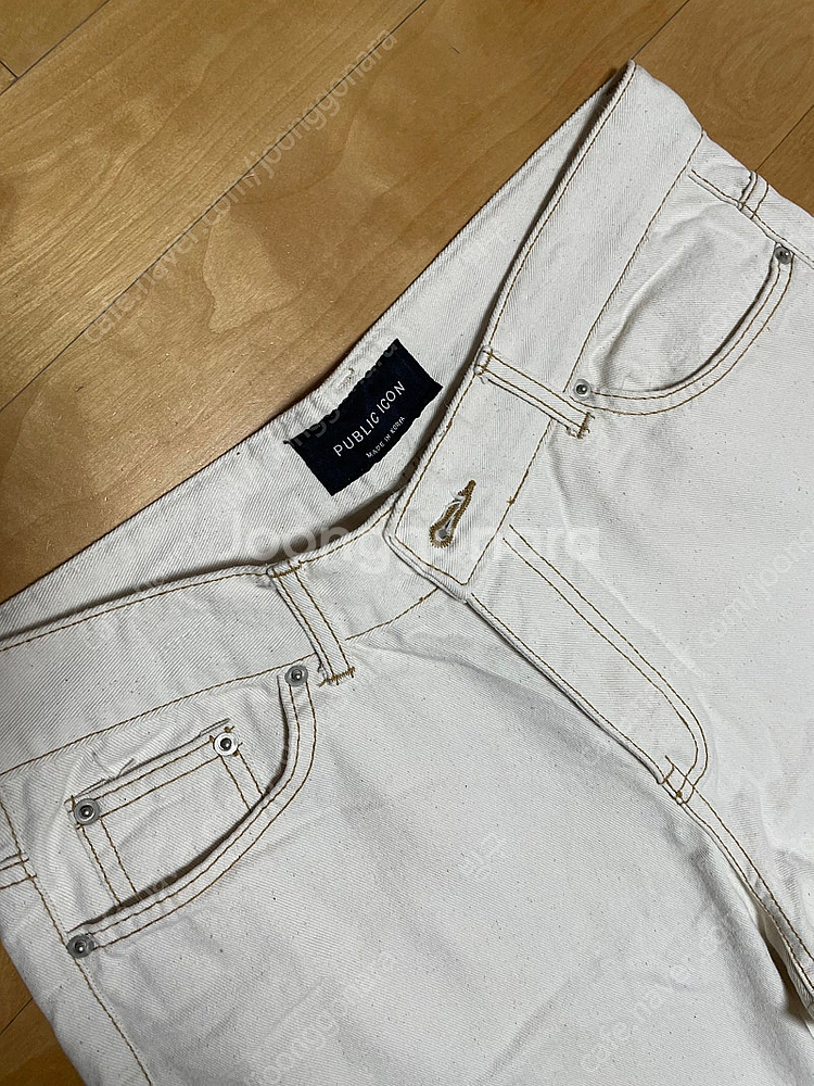 퍼블릭아이콘 아이보리 데님바지 M size--1