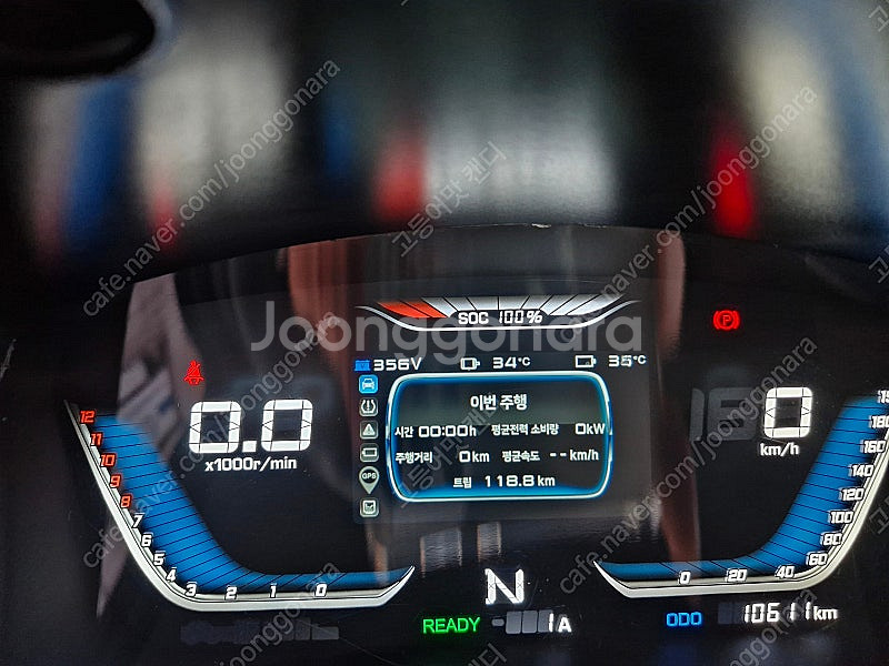 이티2인승 전기밴 23년식 11,000km운행--2