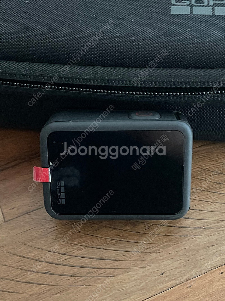 기스날까봐 필름도 안뗀 고프로 9 (+ 맥스그립) 판매--2