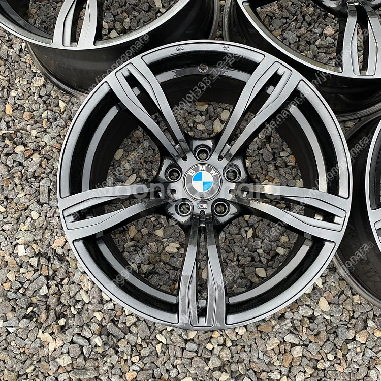 (판매)19인치 BMW M5 st 고스트크롬 중고휠 한...--1