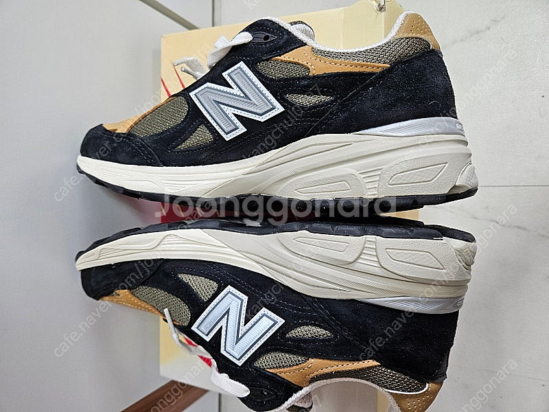 뉴발란스 990v3 블랙탄 265--7