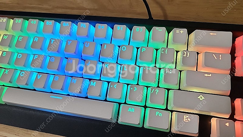 [안성] 저소음 회축 푸팅 화이트 키캡 텐키레스 키보드--1