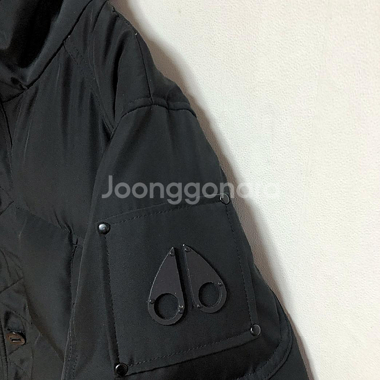 무스너클 남성 블랙 구스 패딩 100L 상태좋음--4