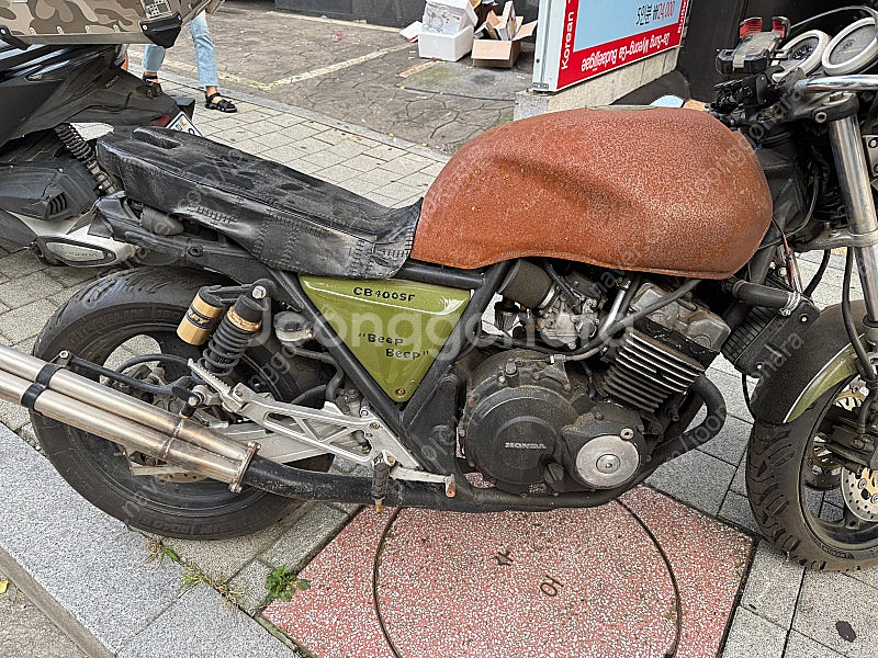 혼다 cb400 sf 커스텀 부품차--5
