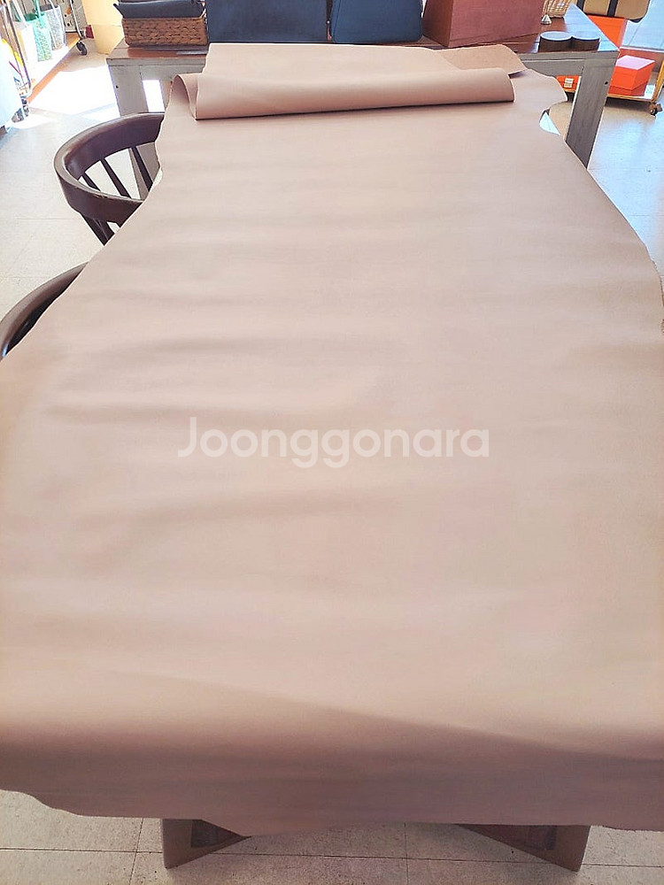 천연소가죽 사피아노 베이비핑크 24평정도 1장--2