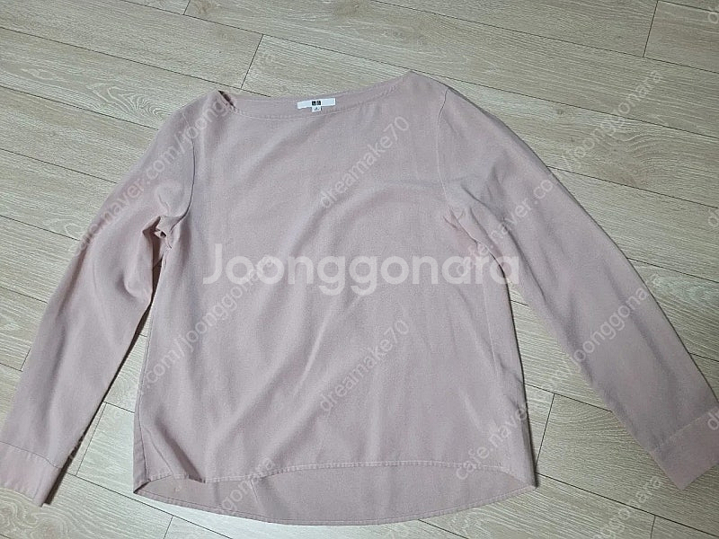 구김없고 깔끔한 유니클로 인디핑크 블라우스 m사이즈--0