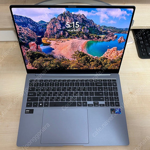 삼성 갤럭시북4프로 NT960XGK-K71A (ULTRA 7, 램 16기가,SSD 1TB, 윈도우 11) 팝니다.