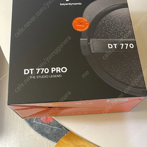 베이어다이나믹 헤드폰 Dt 770 pro 80 옴 팝니다 (개봉만한 새 제품)