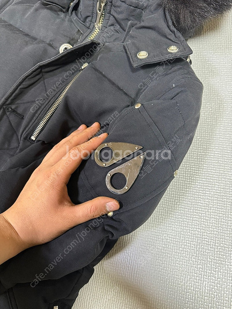 무스너클 쓰리쿼터 패딩 자켓 블랙 XS 판매합니다.--3