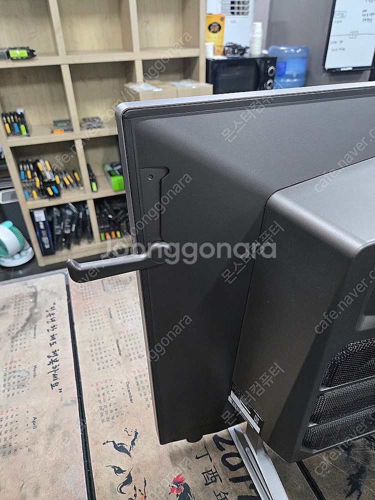 32인치 144HZ 게이밍 i7 일체형 본체 판매합니다...--7