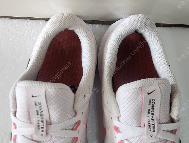[235] 나이키 다운쉬프터11 라이트소프트핑크화이트 매쉬 다운시프터11 초경량 런닝화스니커즈단화 최저가판매--5