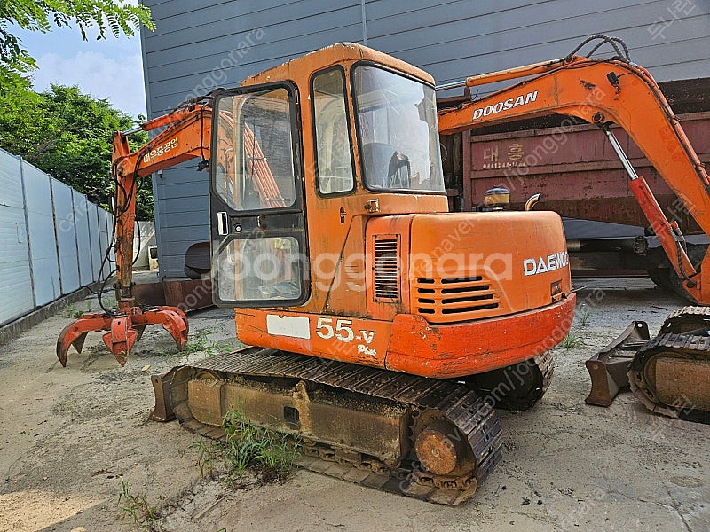 가격인하 대우 두산 SL55V 2000년식 그라플장착 ...--3